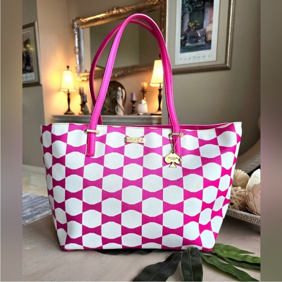 kate spade Handbags - Kate Spade Discontinued Pinkb and White Harmony Leather Bow Tote